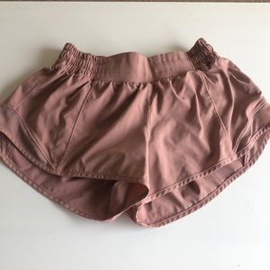 Lululemon Hotty Hot 2.5 Shorts
